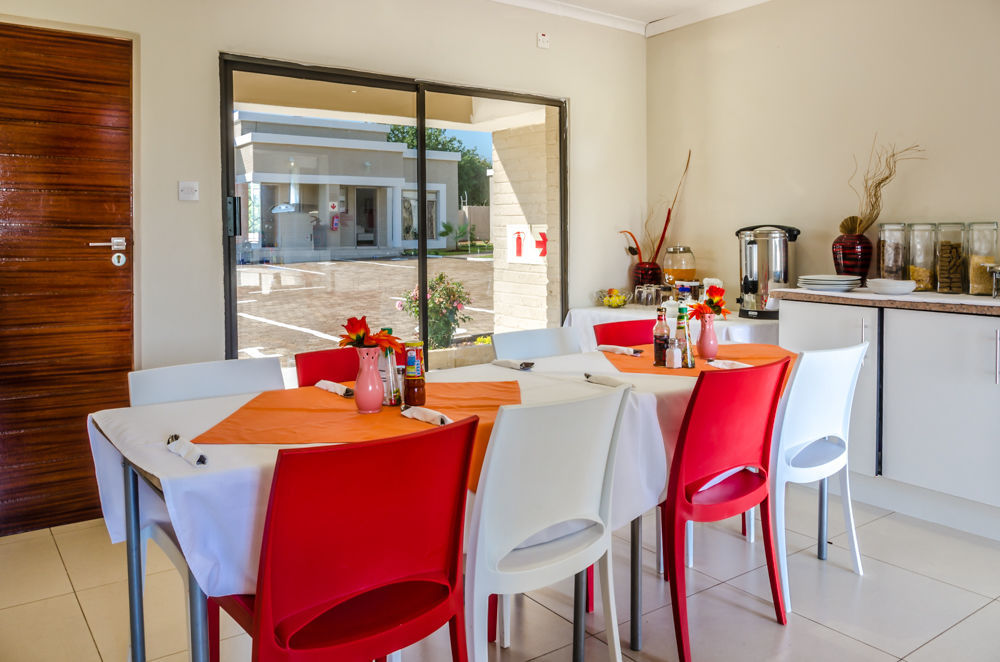 Hill View Inn Serowe Exterior photo